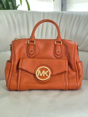 MICHAEL KORS Margo Satchel. Perfect Conditions! Like New!